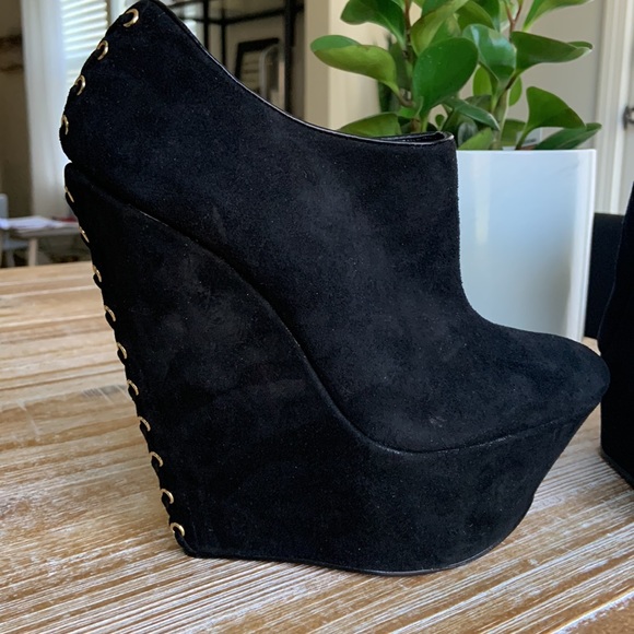 Shoemint ankle wedge bootie - Picture 5 of 7